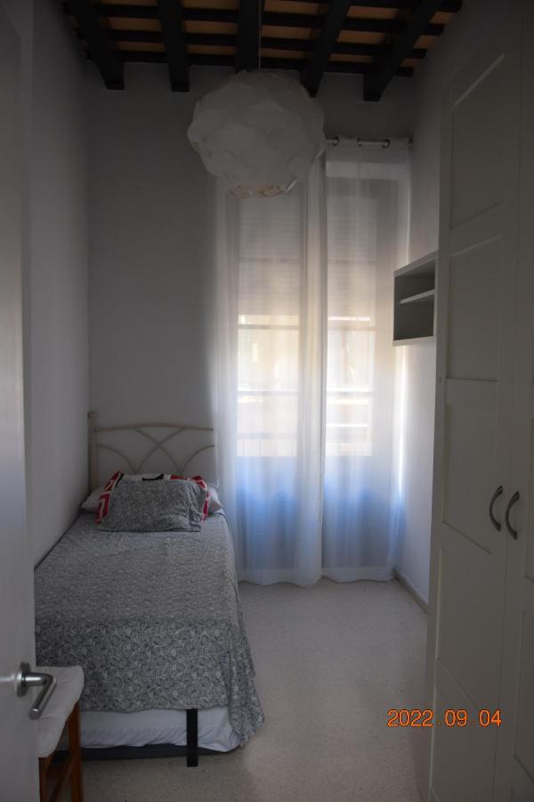 Apartamento Muy Bien Situado En El Centro De Cadiz Y Al Lado De La Playa Zewnętrze zdjęcie